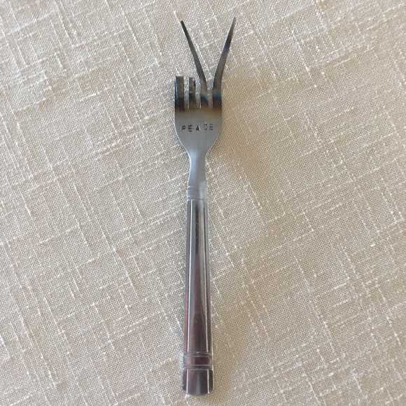 PEACE Fork Plant Decor Handcrafted Hand Stamped Artisan - Picture 3 of 3